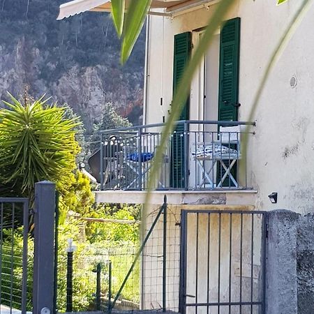 Mini Ca Del Borgo Apartment Finale Ligure Bagian luar foto