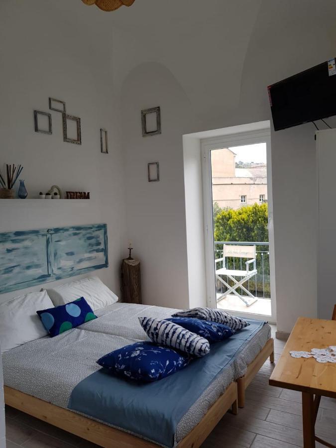 Mini Ca Del Borgo Apartment Finale Ligure Bagian luar foto