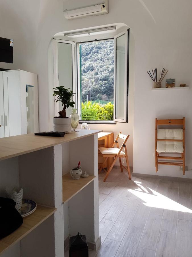 Mini Ca Del Borgo Apartment Finale Ligure Bagian luar foto